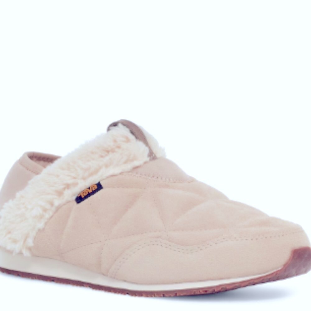 NWOT Teva ReEmber Plushed Slip-On